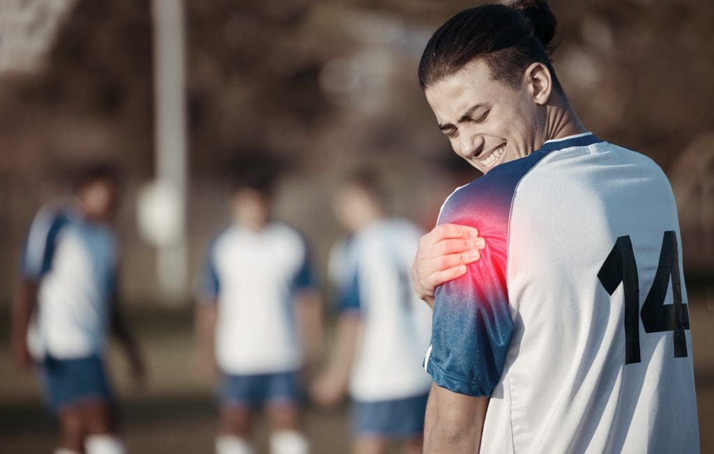 Sendo uma das articulações mais móveis do corpo, o ombro é uma parte suscetível a lesões esportivas.