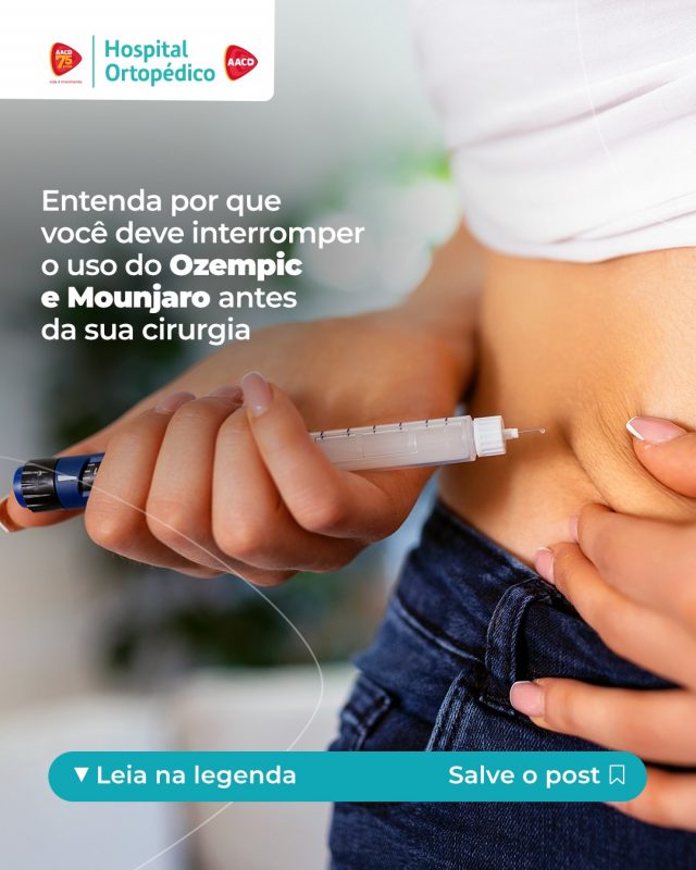 O Ozempic e Monjauro estão em alta quando o assunto é emagrecimento, mas, é preciso estar atento para interromper o uso desses medicamentos antes de todo procedimento cirúrgico.

Isso acontece porque eles podem fazer com que o alimento permaneça mais tempo no estômago. Durante a anestesia, isso aumenta o risco de o conteúdo gástrico ir para os pulmões ocasionando uma complicação chamada broncoaspiração.

Levamos essa questão muito a sério! Todos os nossos pacientes recebem orientações pré-cirúrgicas com informações detalhadas sobre a suspensão de medicamentos como esses. 

Por segurança, consulte o seu médico para saber quando você deve interromper o uso. Antes de qualquer cirurgia, siga todas as recomendações!

RT: Dra. Renata Menegazzi dos Santos (CRM/SP: 113163)