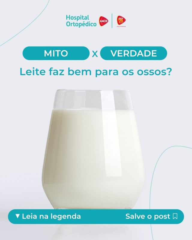🥛 Você já ouviu que beber leite fortalece os ossos? 

↪ A verdade é que o leite é uma fonte rica em cálcio e vitamina D, nutrientes essenciais para a saúde óssea. No entanto, a força dos ossos também depende de outros fatores, como a prática de exercícios, a genética e uma dieta equilibrada.

🔍 Para entender na prática: um copo de leite de 200 ml tem cerca de 244 mg de cálcio e 6,4 g de proteína. Isso significa que esse copo de leite oferece mais de 10% da quantidade diária recomendada desses nutrientes para pessoas de todas as idades. Portanto, o leite pode ajudar, mas não é o único responsável pela saúde dos ossos!

É importante ter uma alimentação variada e cuidar do seu corpo de maneira integral. 😉

RT: Dra. Renata Menegazzi dos Santos (CRM/SP: 113163)