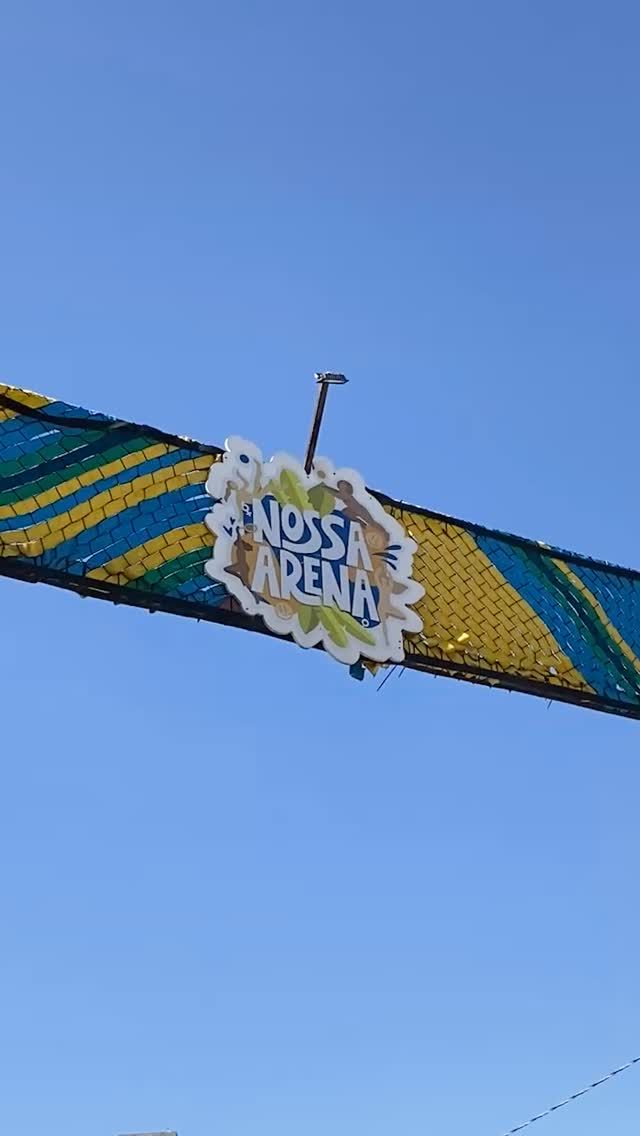 #TBT de um sábado dedicado ao cuidado! 

No dia 21/03, levamos nossos especialistas até a @nossaarenasp para uma ação importante: a avaliação da coluna de jovens atletas do @peladoreal 

O objetivo? Ficar de olho na escoliose, que costuma dar os primeiros sinais justamente nessa fase de estirão do crescimento das meninas. Nossa equipe orientou as famílias e mostrou que o diagnóstico precoce é o melhor caminho para o futuro dessas jovens no esporte.

Valeu pela parceria, @nossaarenasp e @peladoreal ❤️ Que venham as próximas ações em prol da saúde!